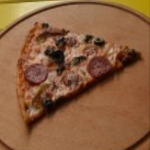 بيتزا 3 مكونات مشكلة (شريحة)