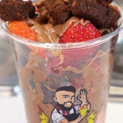 STRAWBERRY CUP