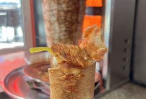 شاورما دجاج مرقوق