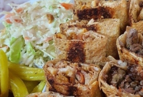 صحن مشكل مرقوق