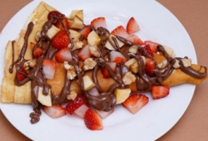 TRIPLE CHOCOLATE CREPE