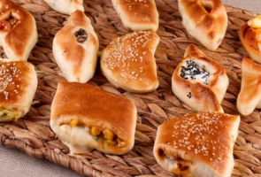 معجنات مشكلة