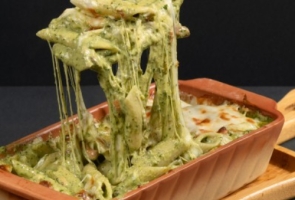 CHICKEN PESTO