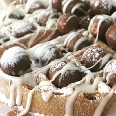 Maltesers Waffle